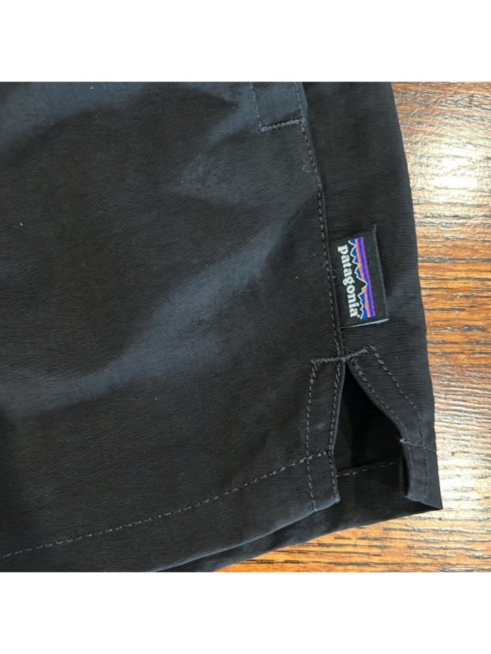 Womens Patagonia Barely Baggies 2.5” - Picture 3 of 6